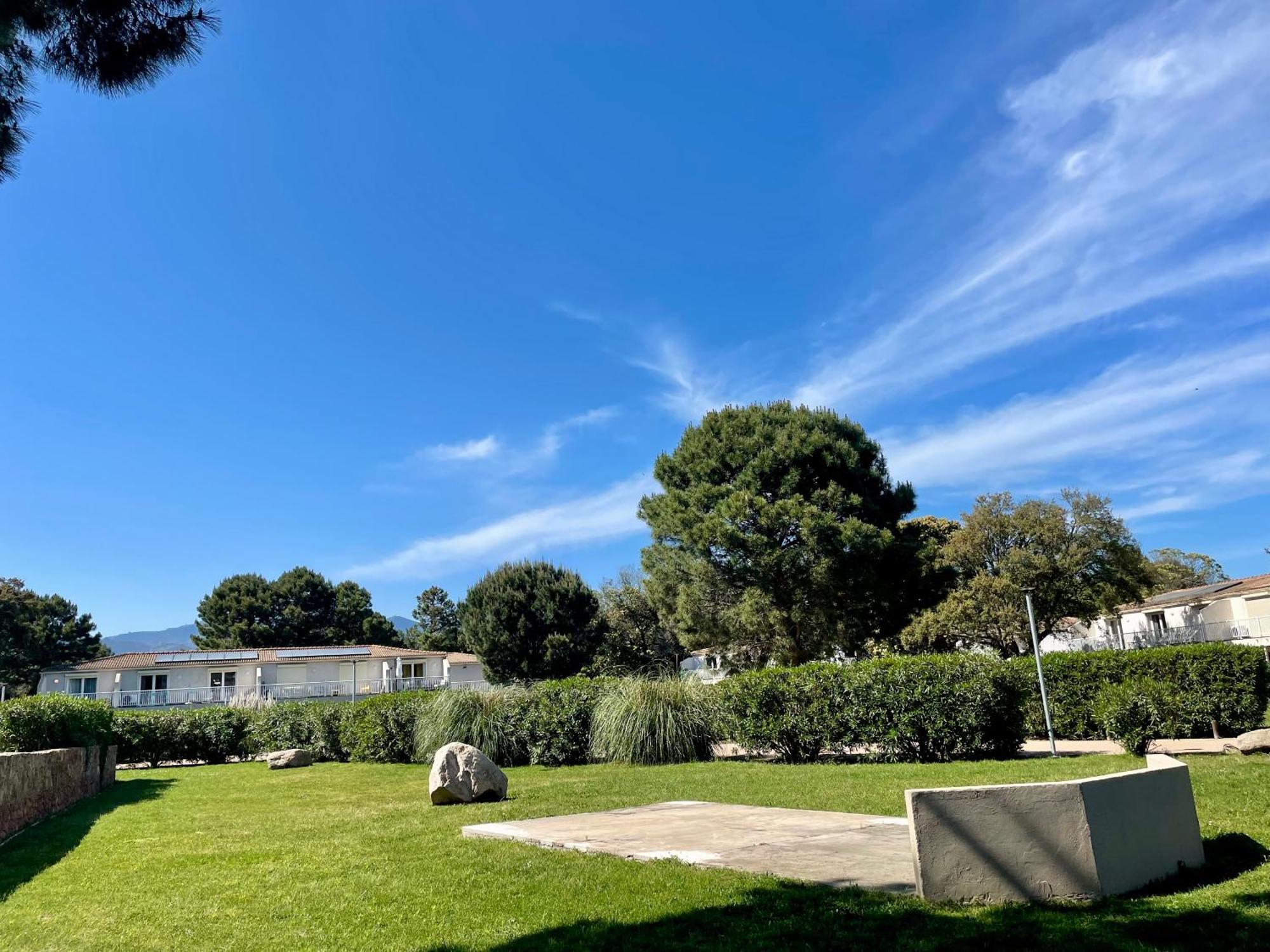 Cala Rossa By Sarai, Apt T2 4 Personnes, Dans Residence Hoteliere Avec Piscine 里奇 外观 照片