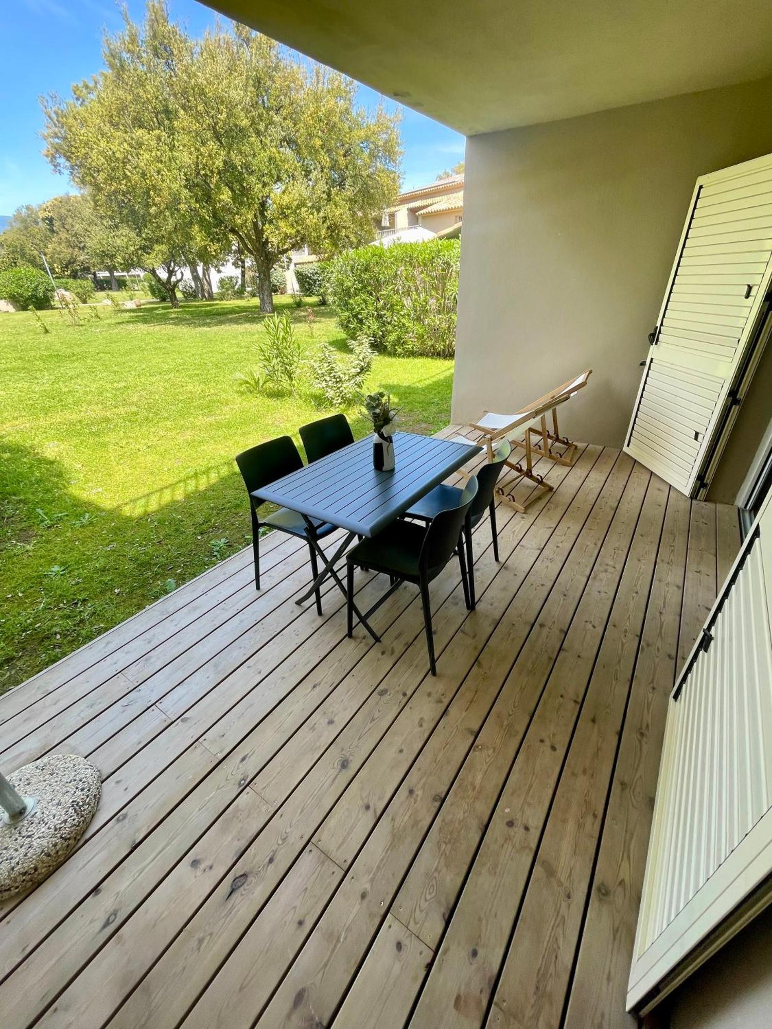 Cala Rossa By Sarai, Apt T2 4 Personnes, Dans Residence Hoteliere Avec Piscine 里奇 外观 照片